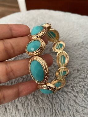 Gold Turquoise Stone Stretch Bracelet - Women's Jewelry